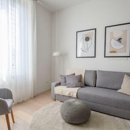 Luxury And Spacious Apartment Милан Экстерьер фото