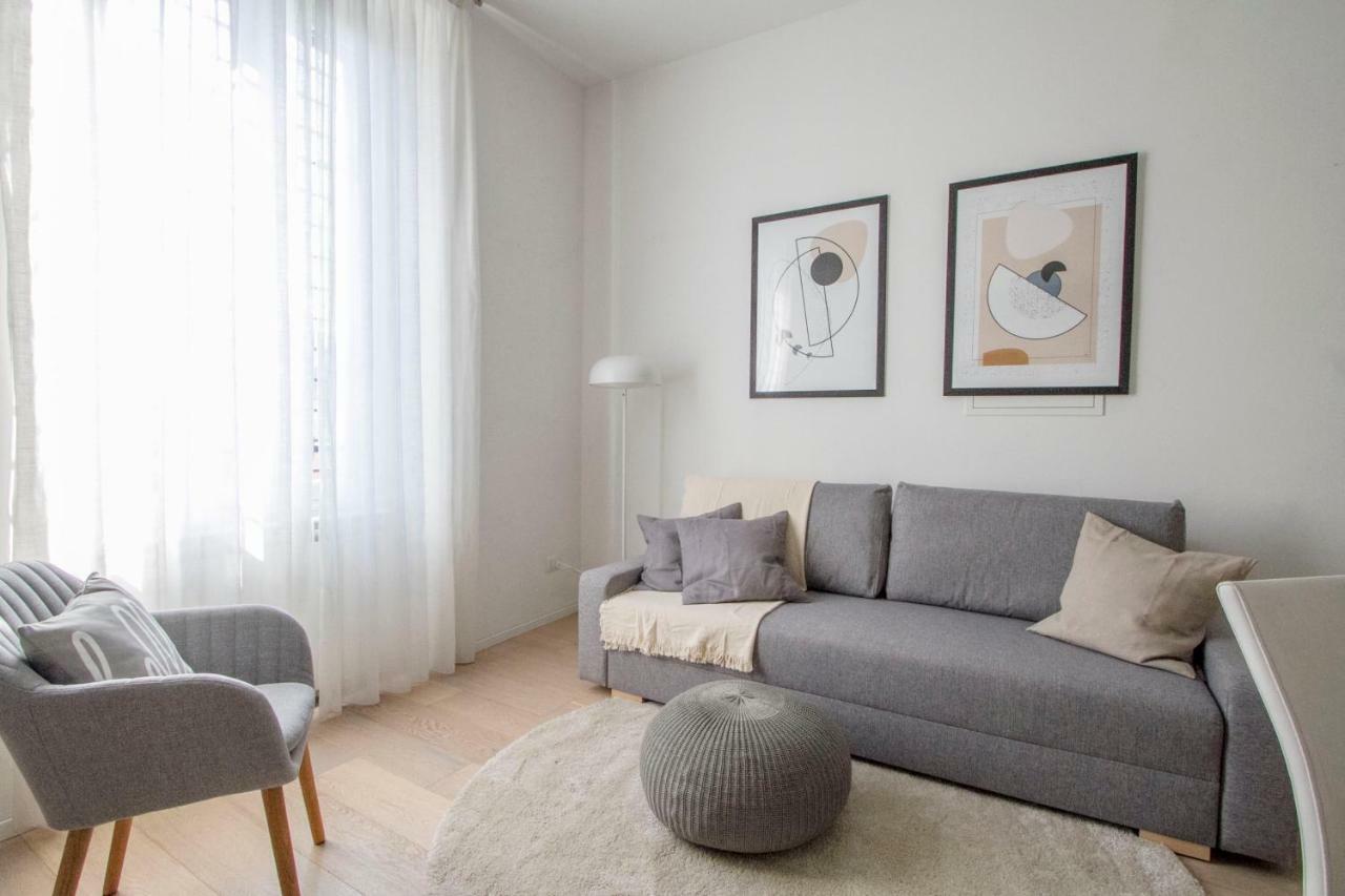 Luxury And Spacious Apartment Милан Экстерьер фото
