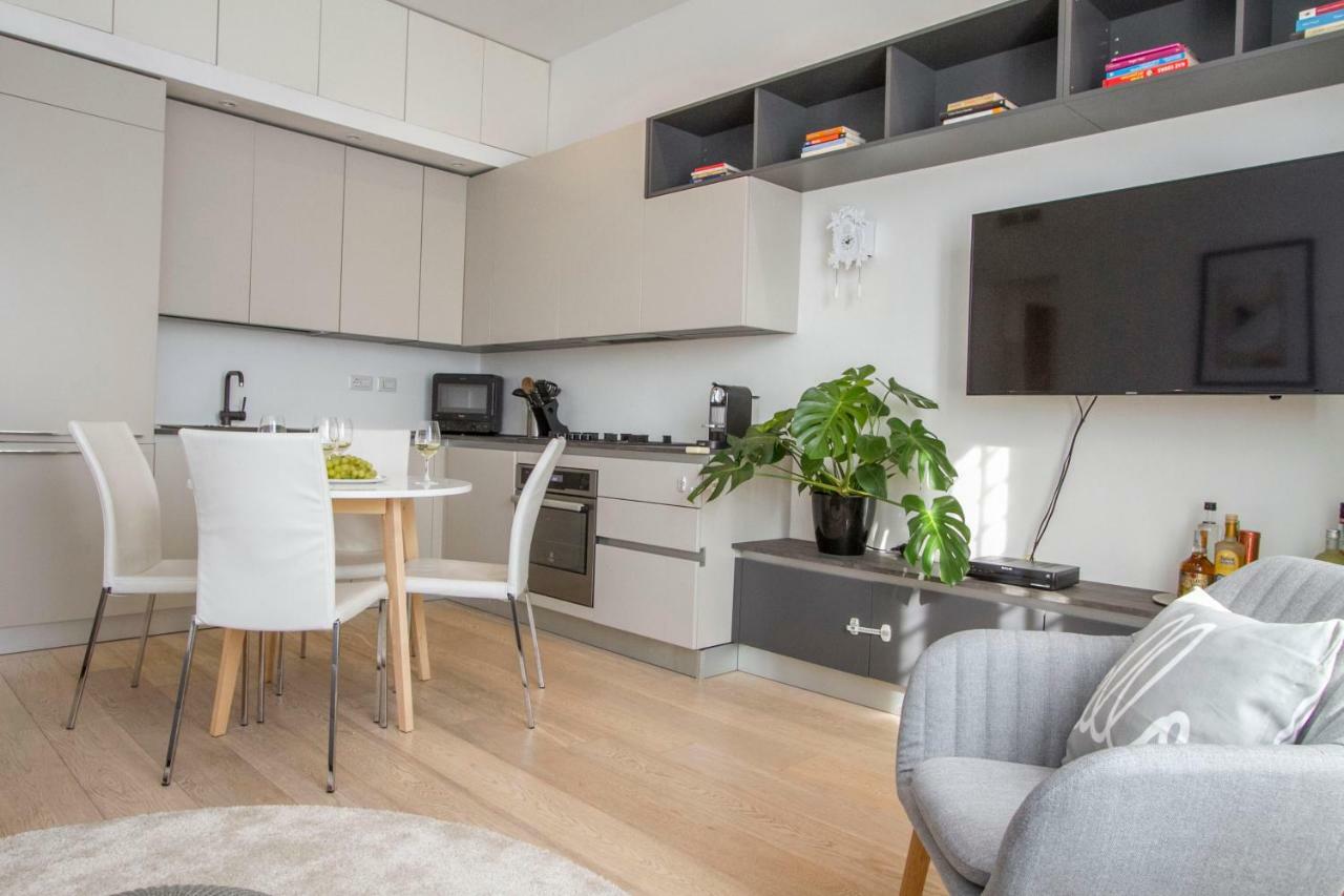 Luxury And Spacious Apartment Милан Экстерьер фото