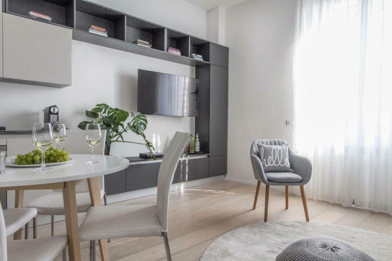 Luxury And Spacious Apartment Милан Экстерьер фото