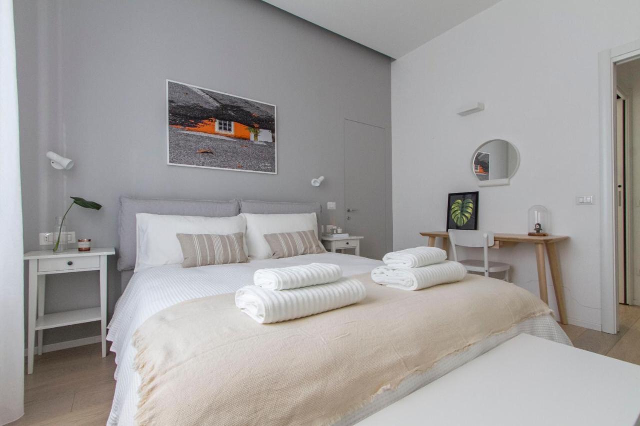 Luxury And Spacious Apartment Милан Экстерьер фото